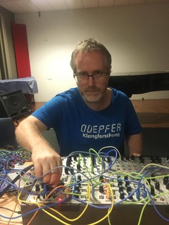 3b5e0101-7b7e-4e0f-a9f3-3d9318317a1c